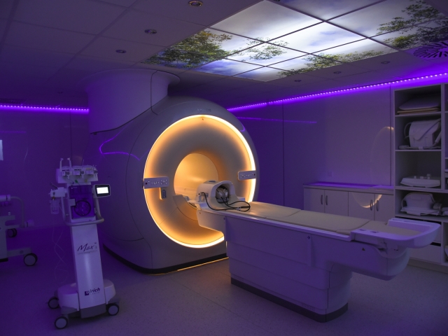 Mirovic poseta klinickom centru (3)